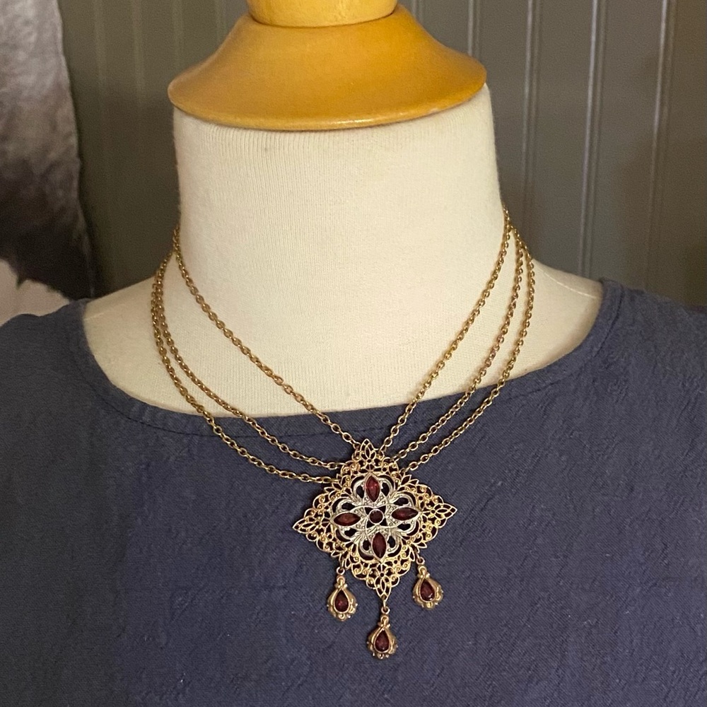 Victorian Edwardian inspired choker triple chain necklace in rose gold tone